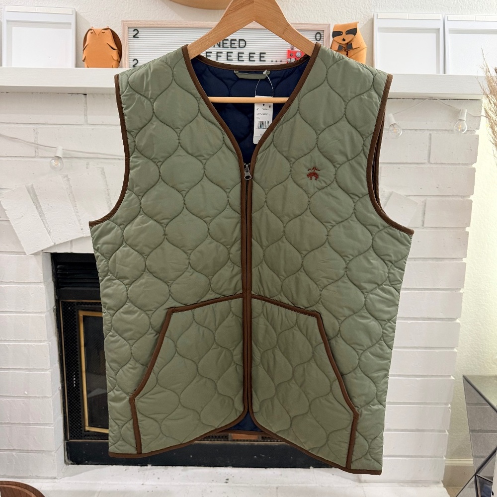 Brooks Brothers Water Repellent Quilted Liner Vest